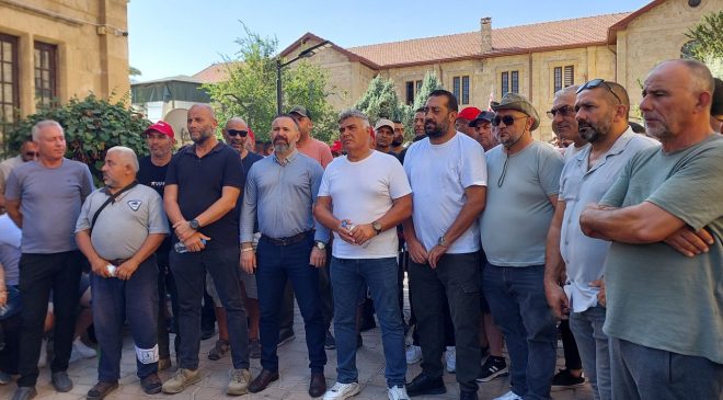 KOOP-SEN eylemi Başbakan Yardımcılığı önünde devam etti