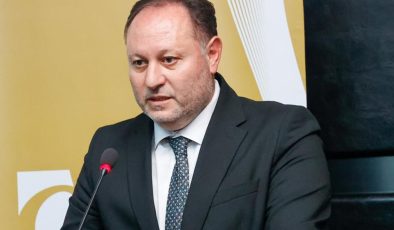 Öztürkler: “Rumlar hukuki zeminden uzak, siyasi bir manipülasyon içerisinde”