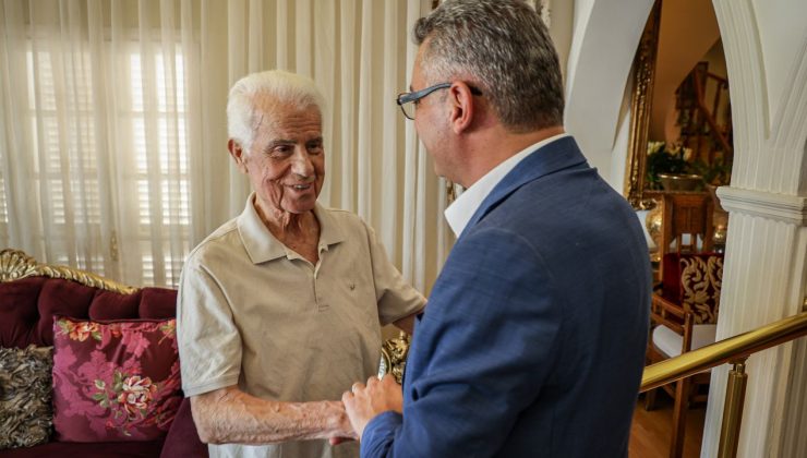 Erhürman, Üçüncü Cumhurbaşkanı Eroğlu’nu ziyaret etti