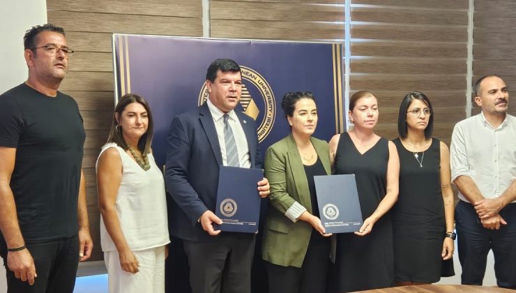 DAÜ ile Şampiyon Melekleri Yaşatma Derneği arasında protokol imzalandı.. 5 öğrenciye eğitim bursu verilecek
