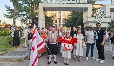Değirmenlik Akıncılar Belediyesi Halk Dansları Topluluğu, Ankara’da festivale katıldı