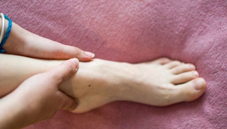 Kalp yetmezliğinin az bilinen belirtisi: Ayak bileklerinde ortaya çıkıyor