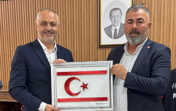 Beyarmudu Belediye Başkanı Bebek Andırın Belediye başkanını ziyaret etti