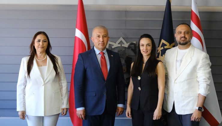 Kıbrıs Amerikan Üniversitesi ile Memur-Sen arasında iş birliği protokolü imzalandı