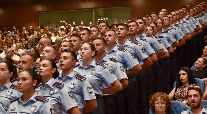 65. Dönem Polis Okulu Yemin ve Mezuniyet Töreni yapılıyor