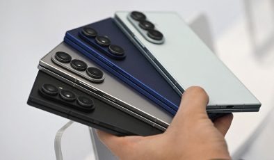 Londra’da 12 bin akıllı telefonu taşıyan tır çalındı
