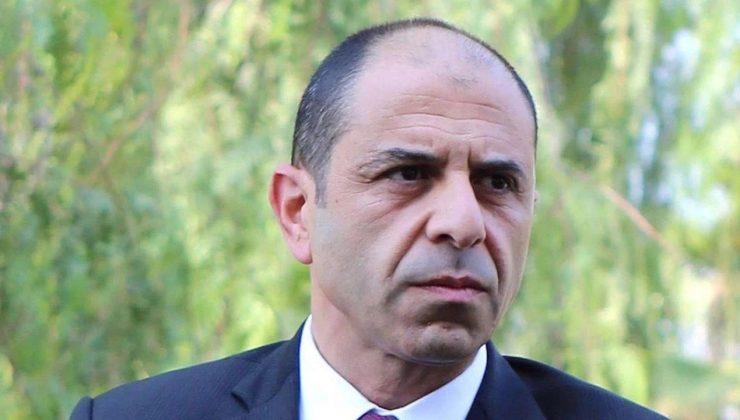 Özersay, Başbakan Üstel’in “silah ruhsatları” ile ilgili açıklamasına tepki gösterdi