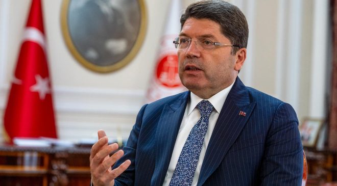 Tunç’tan “sahte diploma” soruşturmalarına ilişkin açıklama: “199 kişi hakkında kamu davası açıldı”