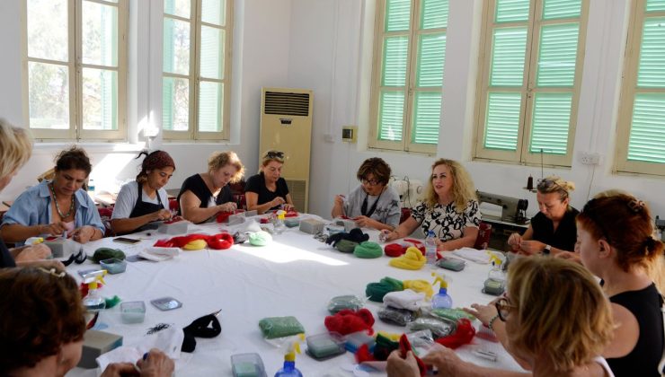 Sibel Tatar, Girne Turizm Meslek Lisesi’ni ziyaret etti