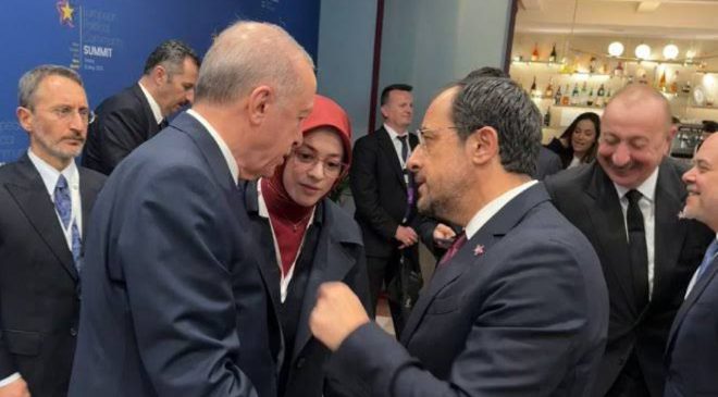 Hristodulidis pusuda. Erdoğan’la görüşme çabasında