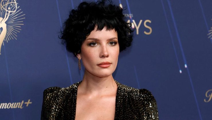 Kemoterapi tedavisi gören Halsey, sağlık durumu hakkında konuştu