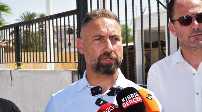 Okullar eksikliklerle açıldı
