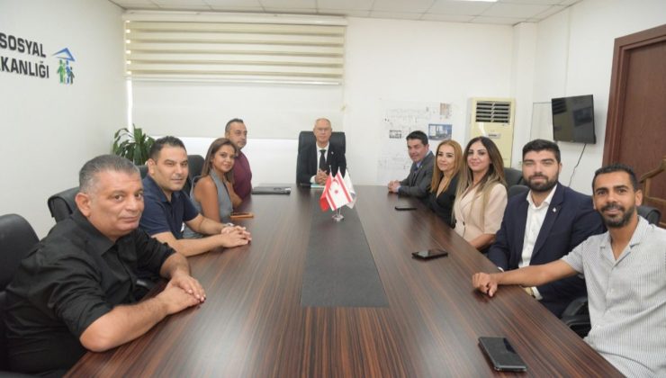 Memur-Sen kamu çalışanlarının yaşadığı sorunlar ve çözüm önerilerini Hasipoğlu’na iletti