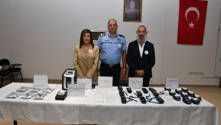 Polise uyuşturucu ve alkolmetre test cihazı bağışı