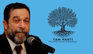 Denktaş: “Kıbrıs türkü özgüvenini yeniden kazandı”