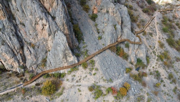 Kazankaya Kanyonu sonbaharda nefes kesiyor