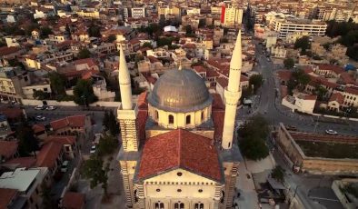 Gaziantep’teki tarihi Kurtuluş Camii ihtişamıyla hayran bırakıyor