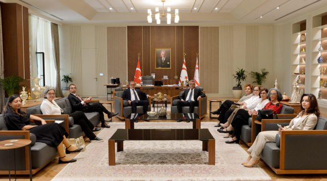 Erhürman, Kemal Saraçoğlu Lösemili Çocuklar ve Kanserle Savaş Vakfı heyetini kabul etti