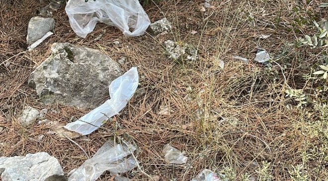 Alevkayası, çöplüğe döndü