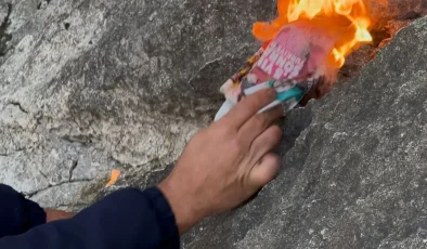 Suları çekilen gölde ilginç olay: Kayalıklar bir anda alev aldı