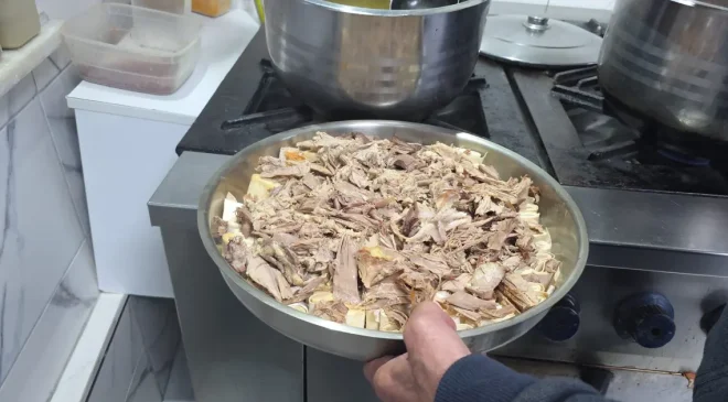 Kar yağdığında tüketiliyor, sezonu başladı! “Bir yiyen bir daha yemek istiyor”