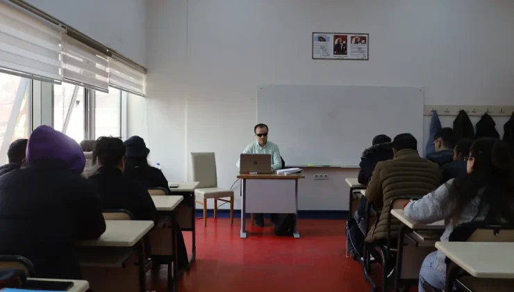 Sivas’ta gönül bağıyla öğretmek mümkün