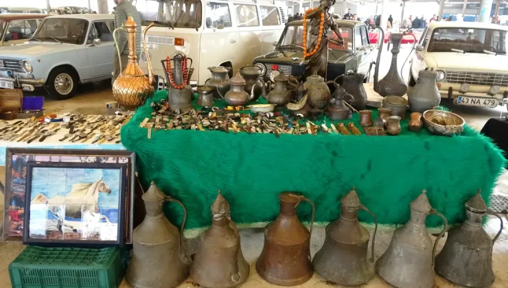 Klasik araba tutkunları oraya koştu: Gençler de ilgi gösteriyor