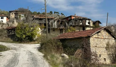 Eskiden 50 hane vardı şimdi 4 kişi yaşıyor: Hayalet köye dönüştü