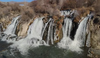 Van’da doğa ve sonbahar buluşması