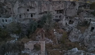 Baraj sularının altında kalmıştı: Asırlık cami kaderine terk edildi