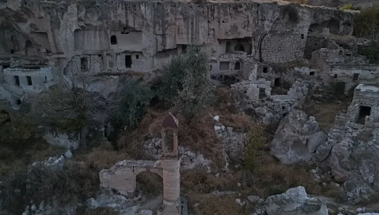 Baraj sularının altında kalmıştı: Asırlık cami kaderine terk edildi