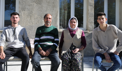 Denizlili baba, 12 çocuğuna mitoloji ve tarihi karakterlerden ilham aldığı isimleri verdi