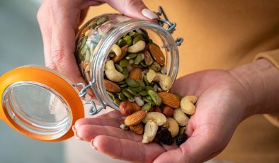 Her gün kuruyemiş tüketince ne olur? Bağırsaklar üzerinde bir etkisi var