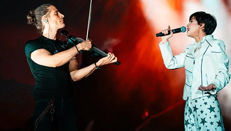 Şarkıcı Aydilge’den Antalya’da konser