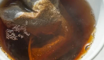 Havalar soğuyunca talep arttı: Herkes faydalı diye içiyor ama sağlığa birçok zararı var