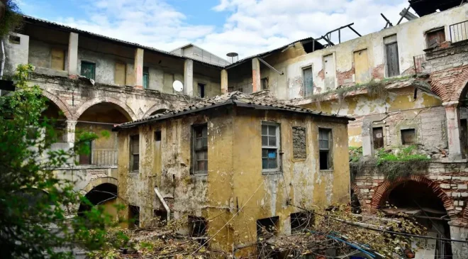 Fatih’teki Şekerci Han restore edilecek