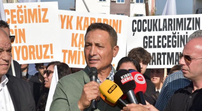 “İlahiyat için her şey var, Lefke için hiçbir şey yok”