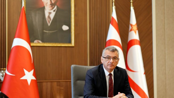 Erhürman: “Büyük liderin manevi şahsiyeti huzurunda söz veriyoruz: Hep birlikte daha çok çalışacağız”