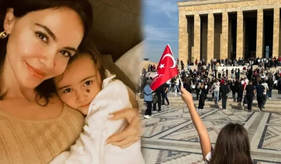 Zeynep Demirel kızı Yeda ile birlikte Anıtkabir’de