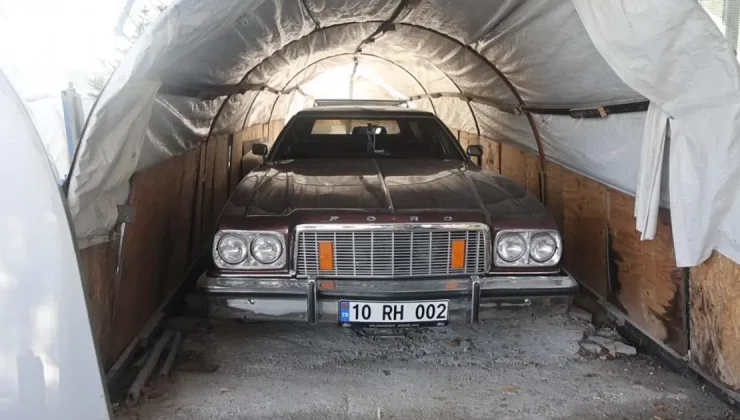 Bu serada sebze değil klasik araba yetişiyor. Çocukluk hayâliydi, mesleği oldu