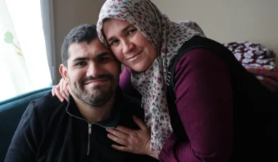 Boynuna batan tel engelli bıraktı, 24 yıldır yürüme hayali kuruyor