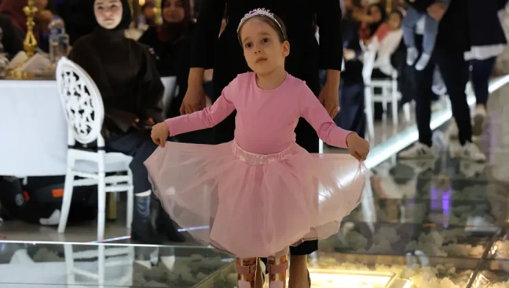 SMA’lı minik Asya bağımsız hareket edemezken, şimdi bale sahnelerinde