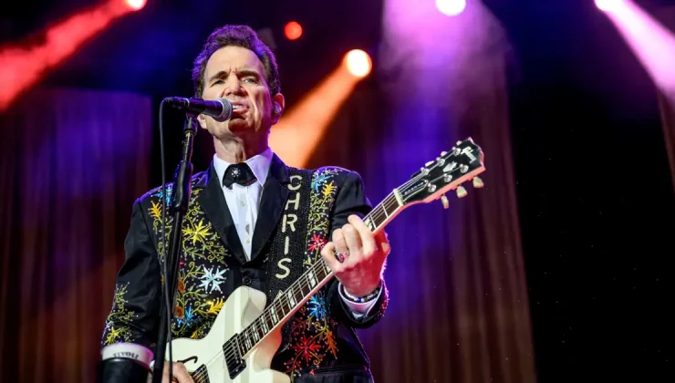 Chris Isaak, Türkiye’ye geliyor. İstanbul’da hayranlarıyla buluşacak
