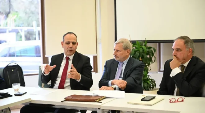 Harmancı AB’nin Özel Kıbrıs Temsilcisi Hahn ve Lefkoşa Rum Belediye Başkanı Prountzos ile görüştü