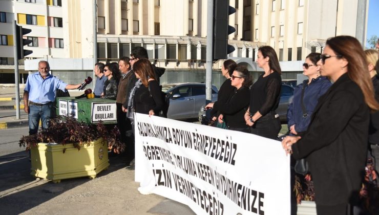 KTOEÖS, Başbakanlık ışıklarında eylem yaptı