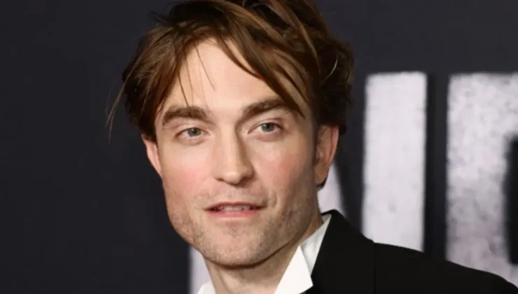 Robert Pattinson, Türk şarkıcıya övgüler yağdırdı. Nilüfer Yanya kimdir?