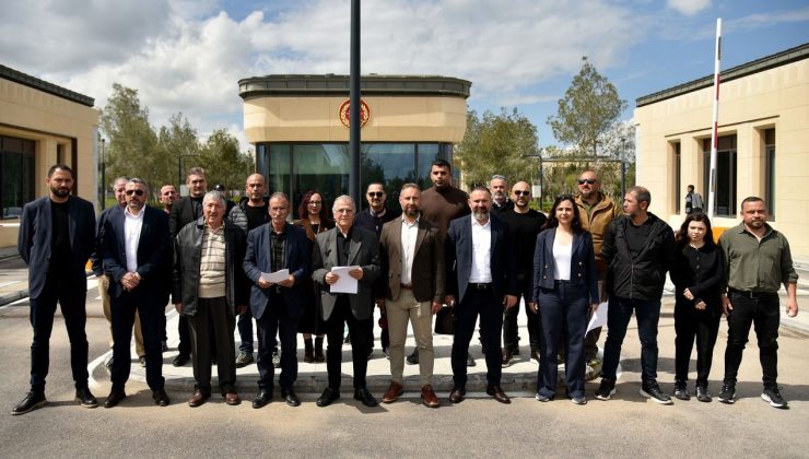 Çok sayıda örgüt alçak orman arazileriyle ilgili yasa değişikliği çalışmasının geri çekilmesini istedi