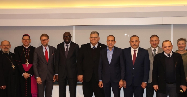 Vakıflar’dan diplomatik temsilcilere iftar programı