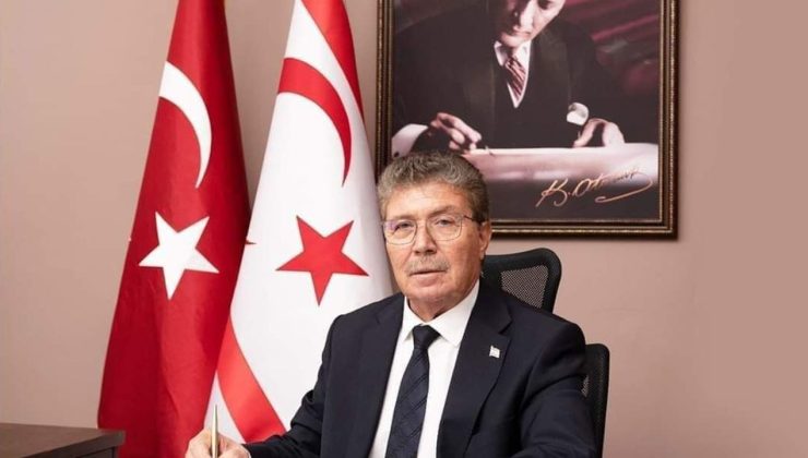 Üstel: “EOKA’yı yüceltmek, tarihi çarpıtmak, Kıbrıs Türk halkına yapılan zulmü yok saymaktır”