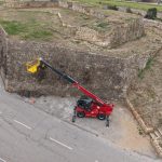 Gazimağusa Belediyesi, surlarda temizlik çalışmalarına başladı